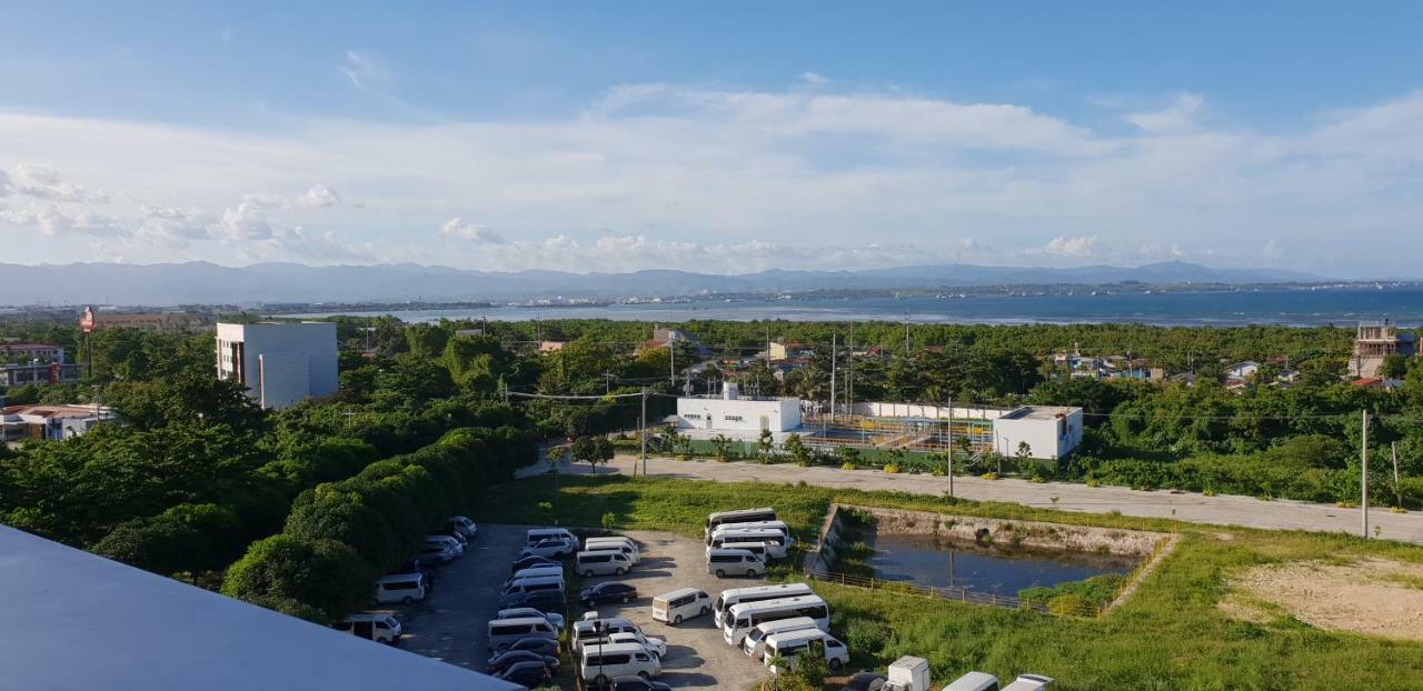 Mactan Newtown Ocean View 360 Degree Apartment Lapu-Lapu City Exterior photo